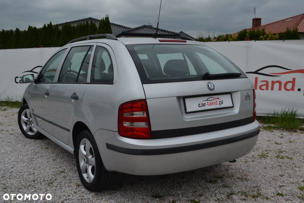 Skoda Fabia 1.4 16V Classic + - 9