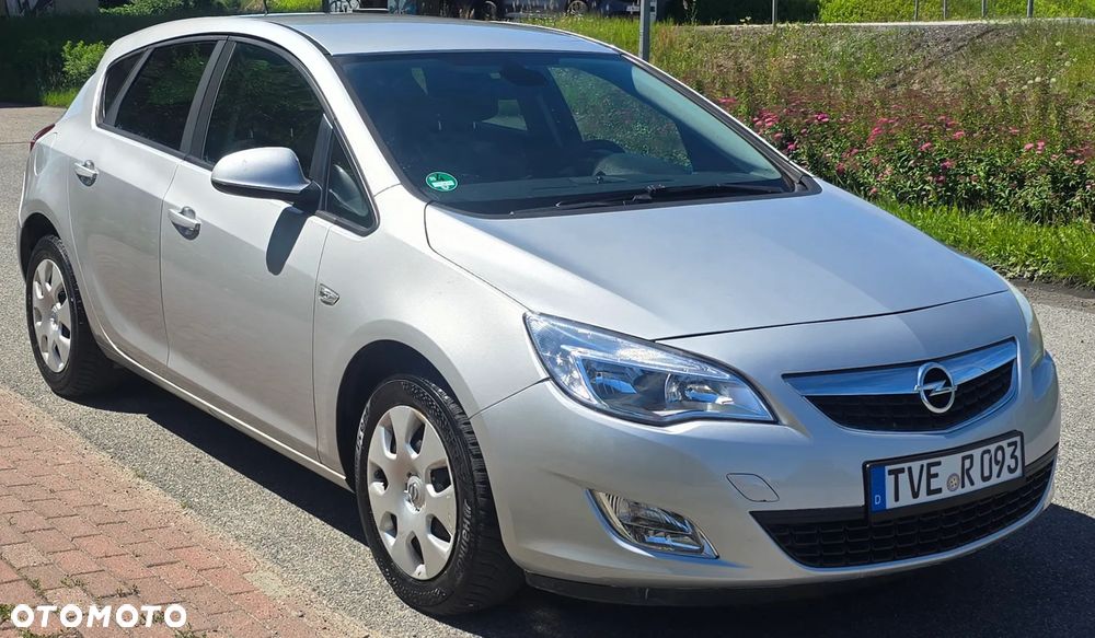 Opel Astra 1.7 CDTI DPF Color Edition - 2