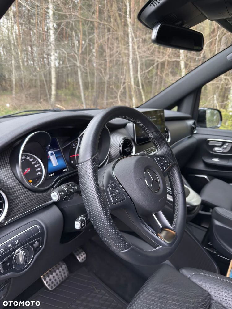 Mercedes-Benz Klasa V 300 d kompakt 4Matic 9G-TRONIC Style - 26