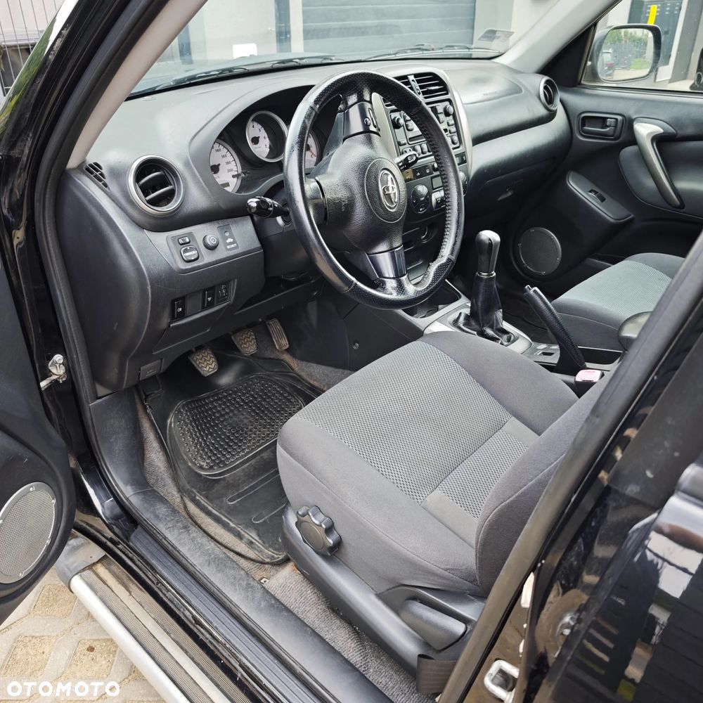 Toyota RAV4 2.0 D-4D 4x4 - 7