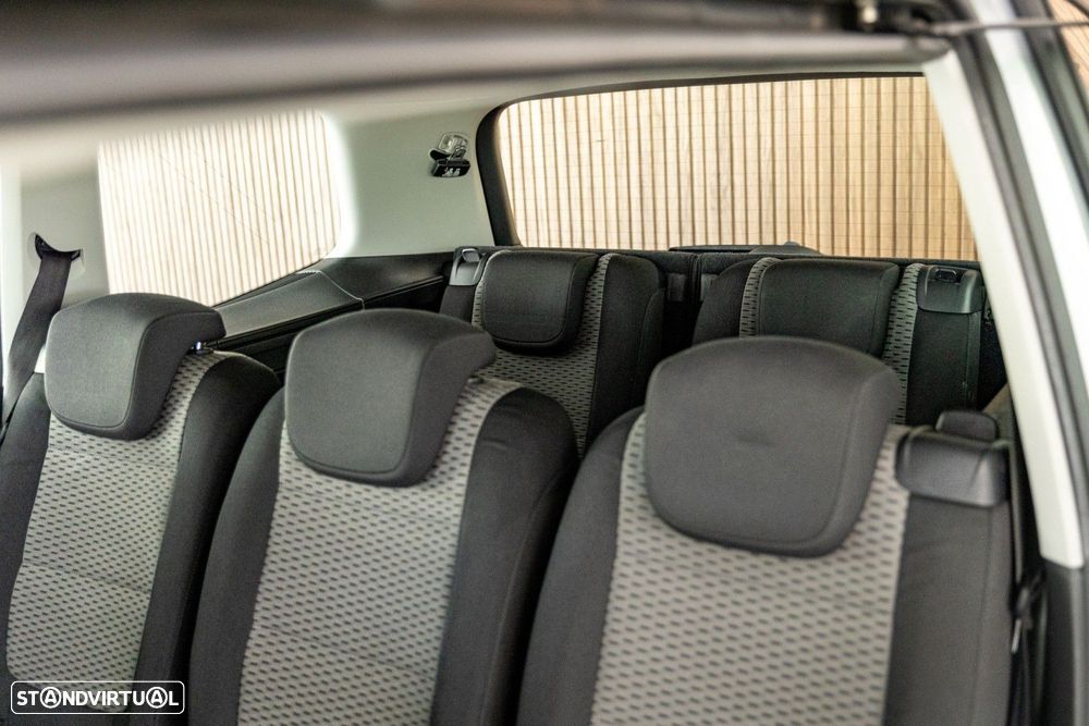 VW Sharan 2.0 TDI Confortline - 9