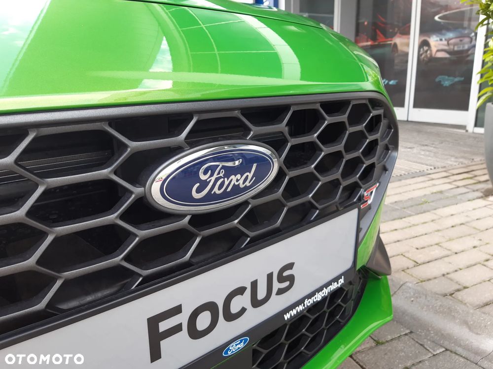 Ford Focus 2.3 EcoBoost ST X - 12