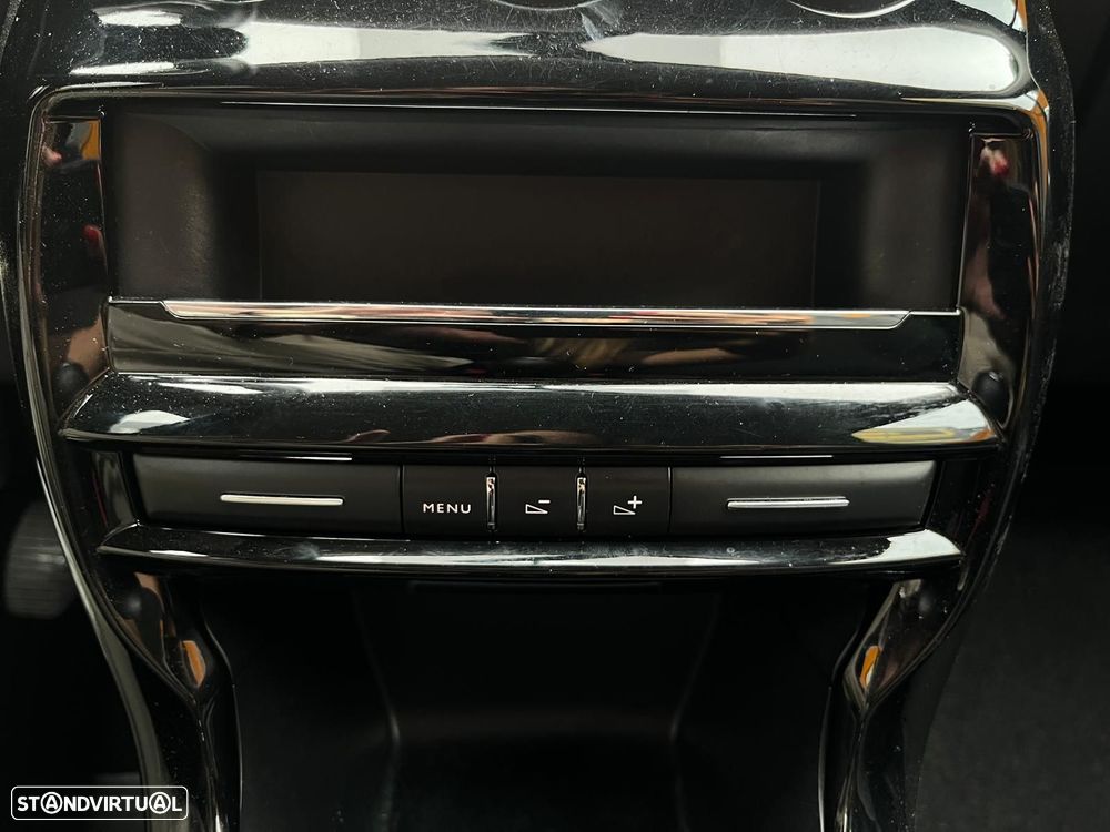 Citroën C3 1.2 PureTech Feel - 27