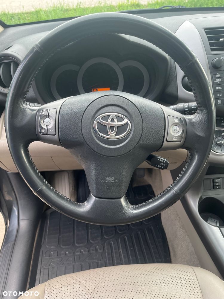 Toyota RAV4 2.2 D-CAT 4x4 Executive - 31