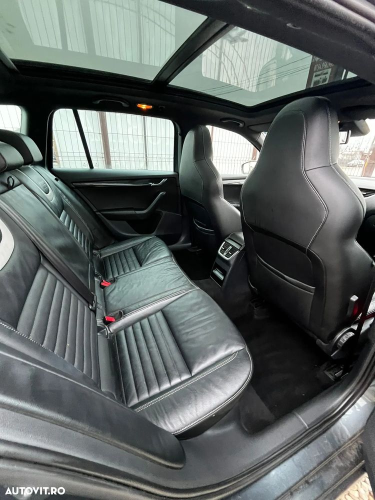 Skoda Octavia 2.0 TDI (Green tec) DSG RS - 35