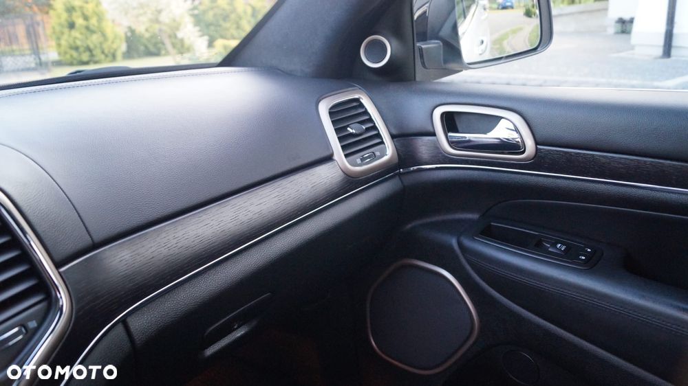 Jeep Grand Cherokee 3.0 CRD Summit - 29