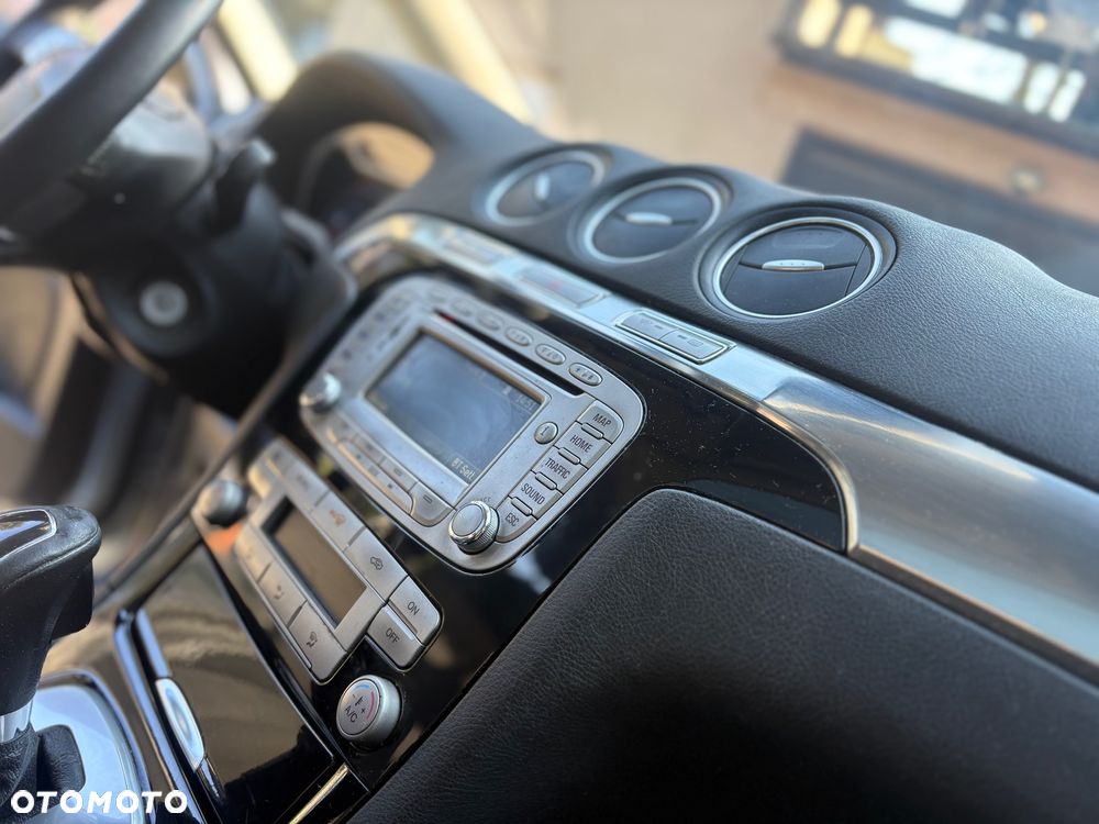 Ford S-Max 2.0 TDCi DPF Titanium MPS6 - 33