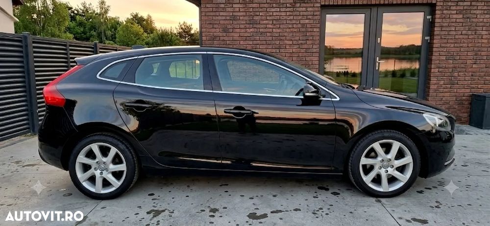 Volvo V40 D4 VEA Momentum - 5