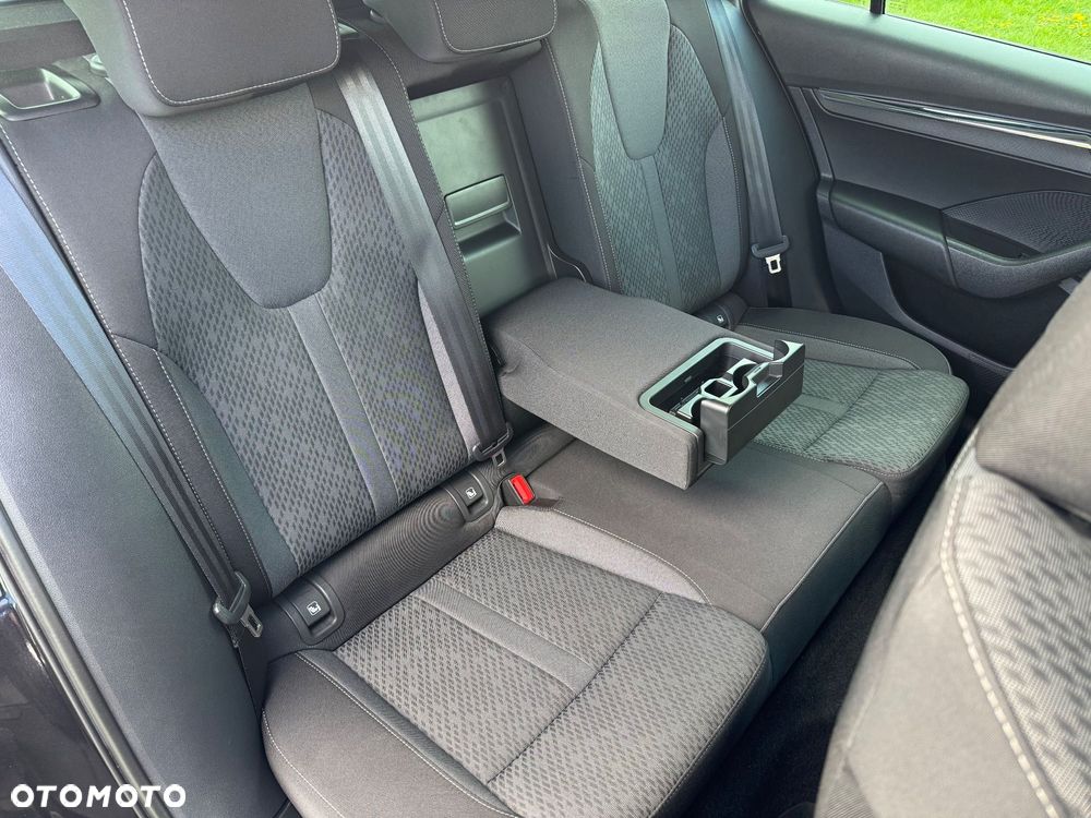 Skoda Octavia 2.0 TDI SCR Style DSG - 11