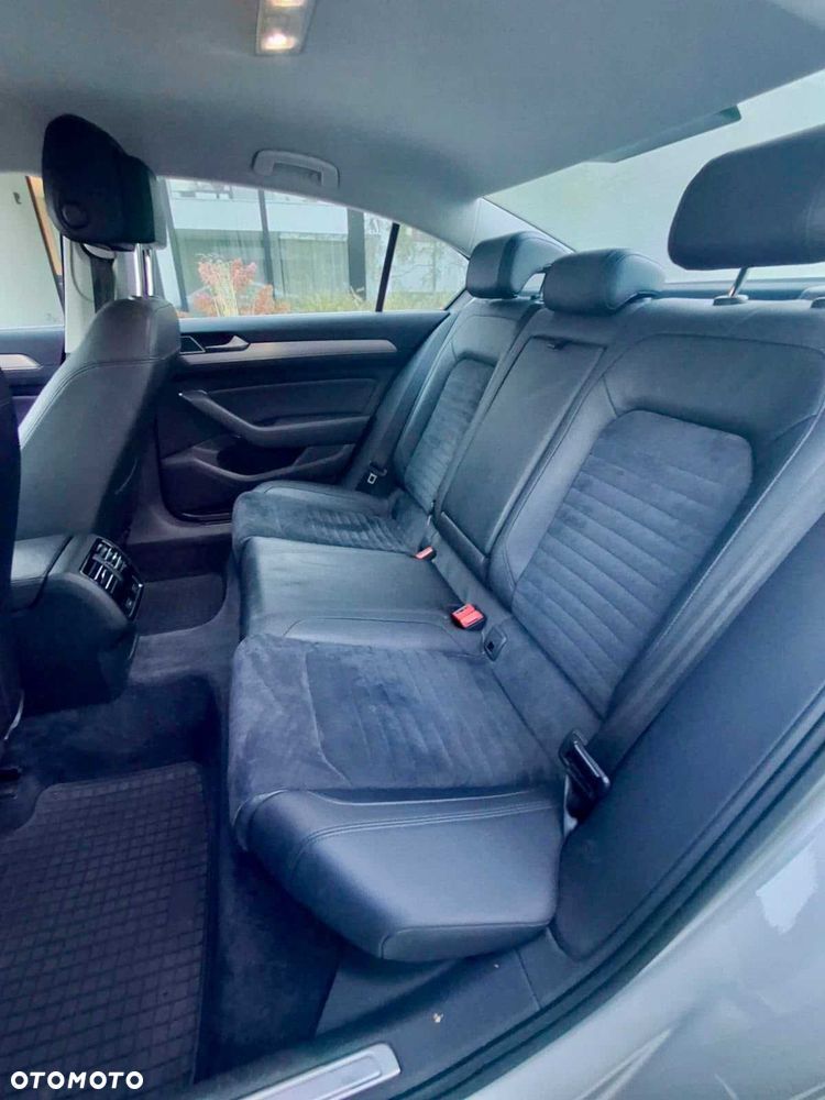 Volkswagen Passat - 6