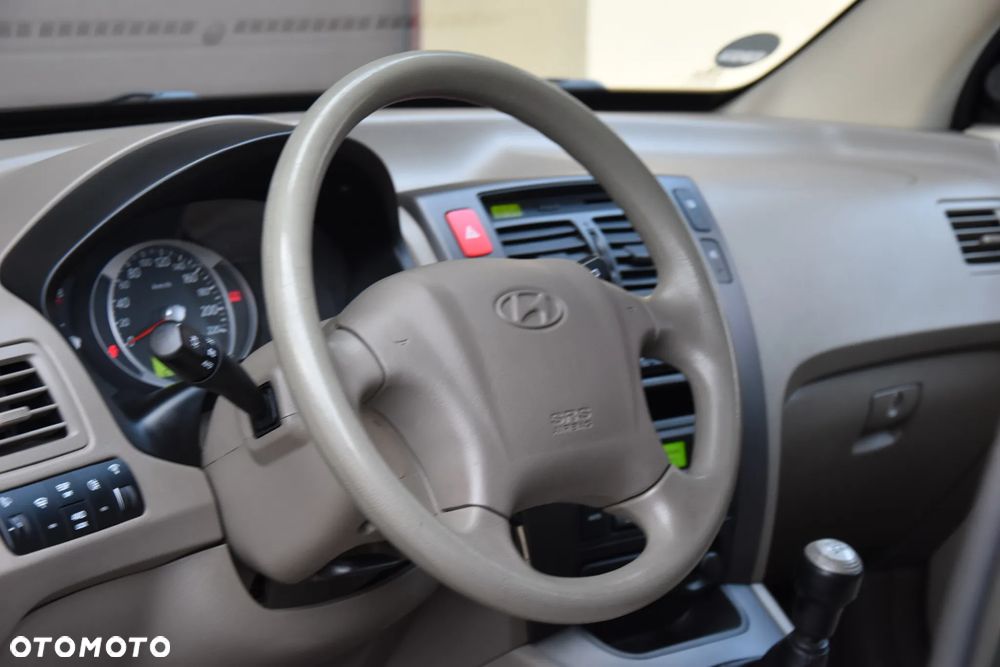 Hyundai Tucson 2.0 4WD GLS - 20
