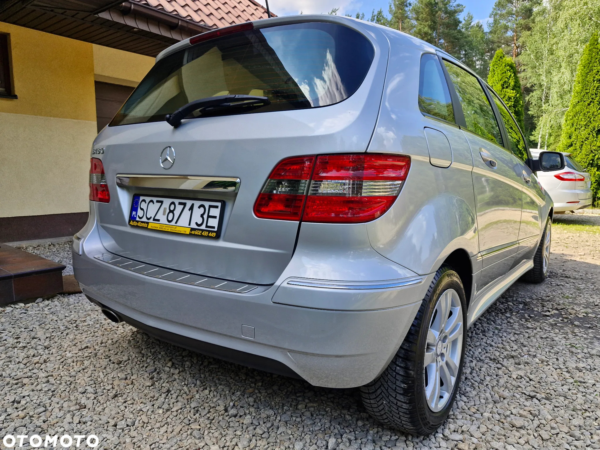 Mercedes-Benz Klasa B 180 BlueEffICIENCY - 4
