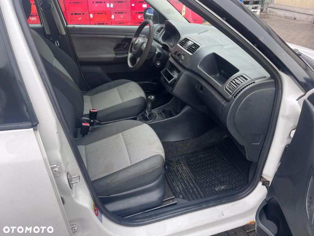 Skoda Fabia 1.6 TDI DPF Classic - 5