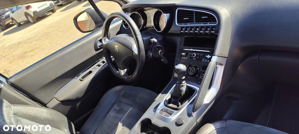 Peugeot 3008 - 16
