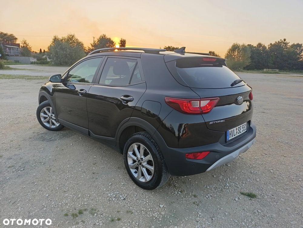 Kia Stonic - 5