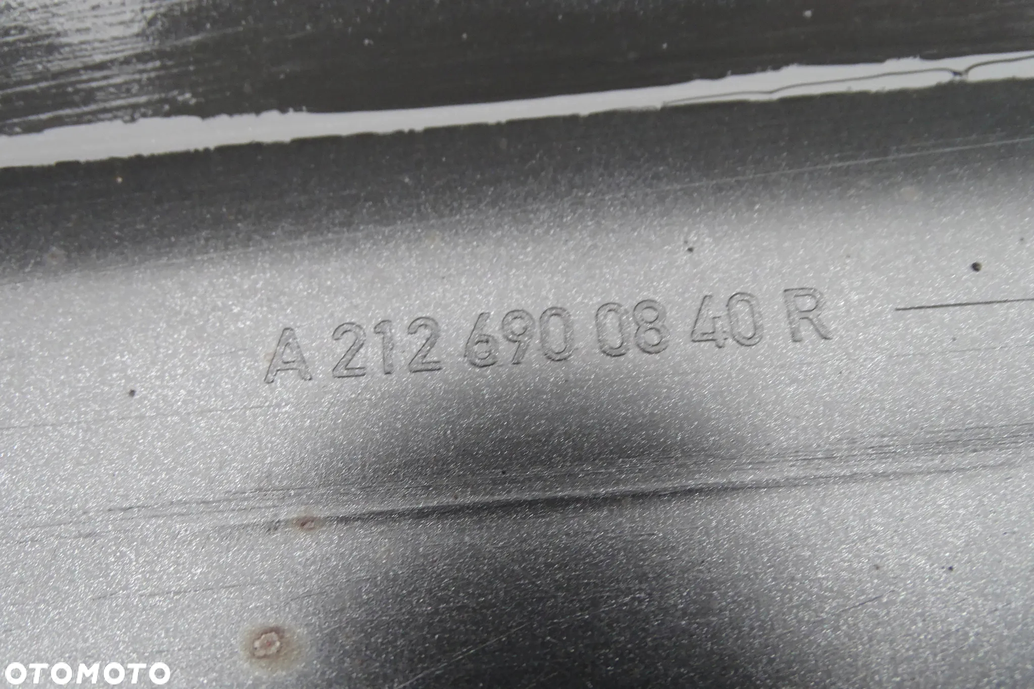 Mercedes E Klasa W212 Progi Listwy progowe 2126900140 2126900840 - 9