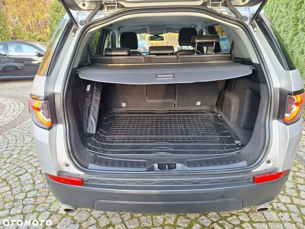 Land Rover Discovery Sport 2.0 TD4 HSE - 27