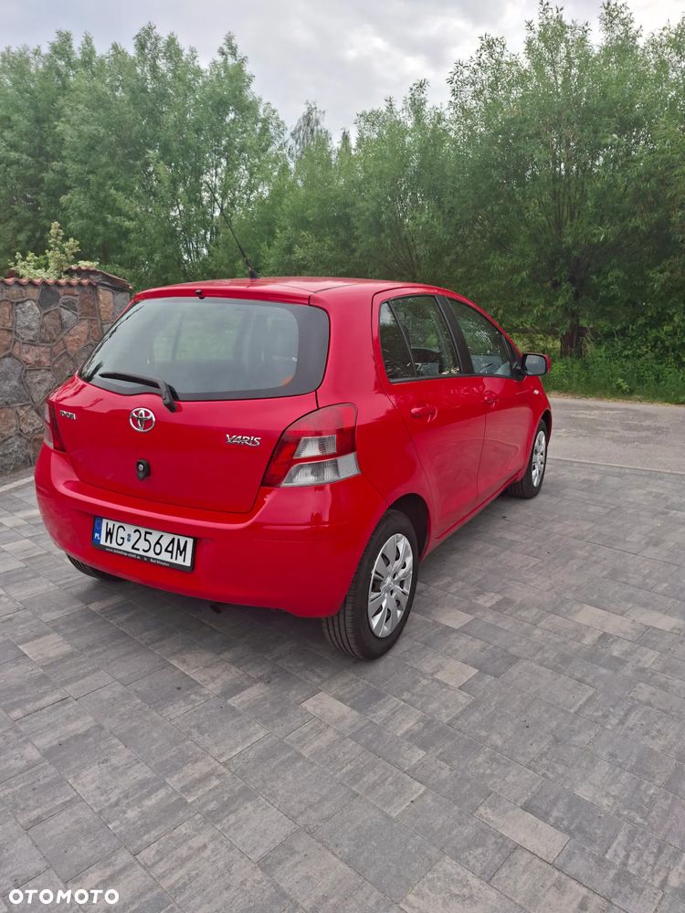 Toyota Yaris 1.33 Sol MM - 3