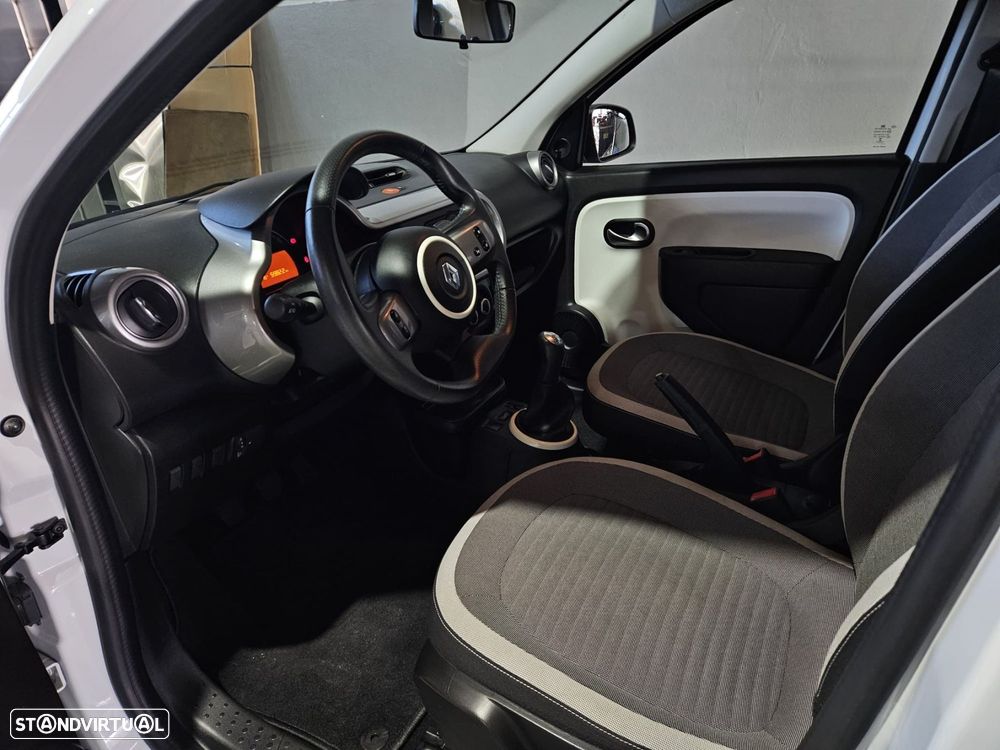 Renault Twingo 1.0 SCe Limited — fotografia 12