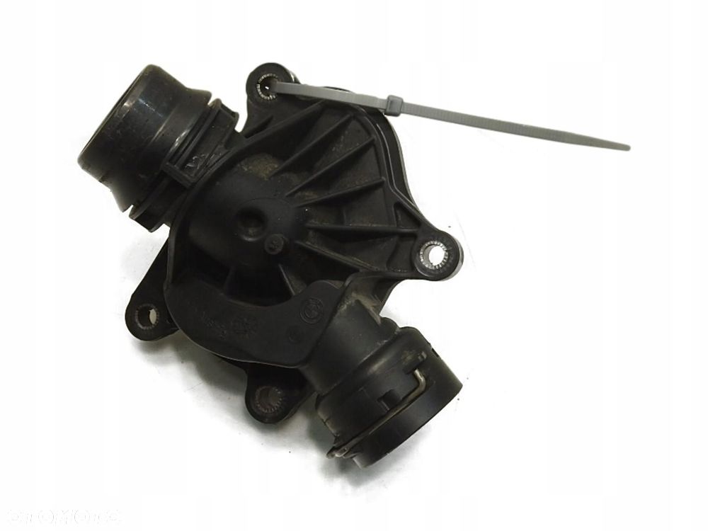 TERMOSTAT OBUDOWA BMW X3 E83 2.0 D I162837 S900837 - 1
