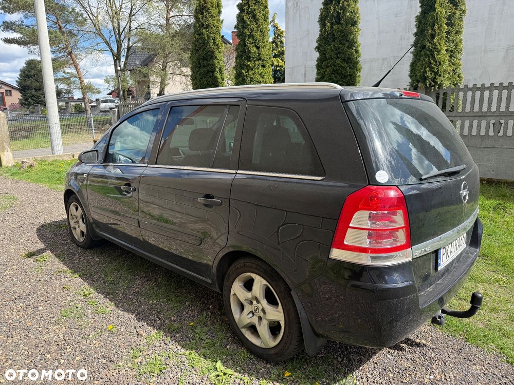 Opel Zafira 1.9 CDTI 111 - 1