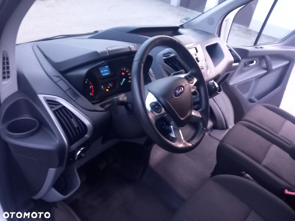 Ford TRANSIT CUSTOM - 20