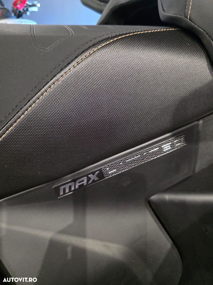 Can-Am Outlander Max - 7