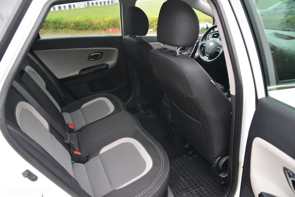 Kia Ceed 1.6 GDI L Business Line - 12