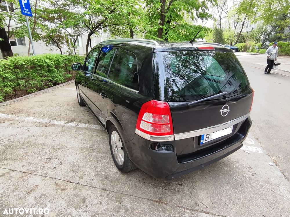 Opel Zafira 1.8 Cosmo - 10