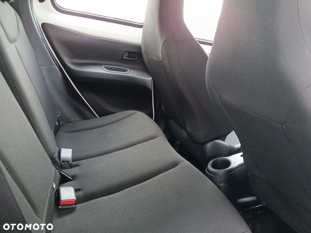 Toyota Aygo X - 11