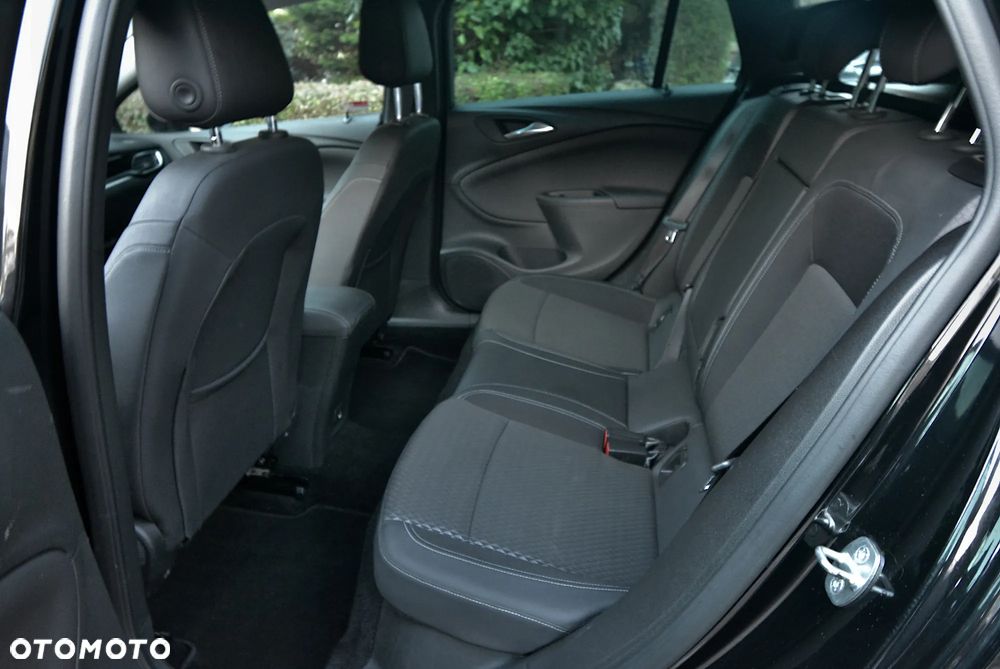 Opel Astra 1.4 Turbo Start/Stop Innovation - 24