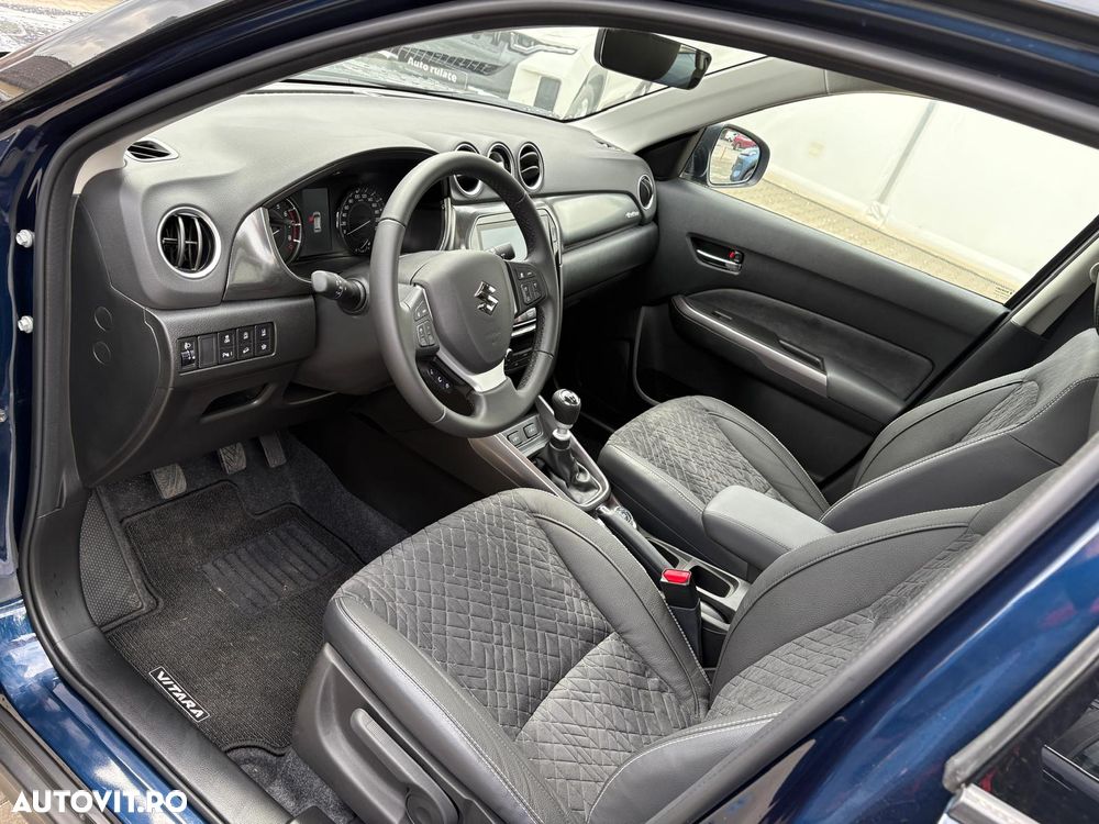 Suzuki Vitara 1.4 Boosterjet 6MT AllGrip MHEV Luxus - 10