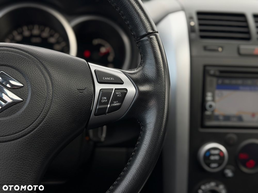 Suzuki Grand Vitara 1.9 DDiS Premium EU5 - 16