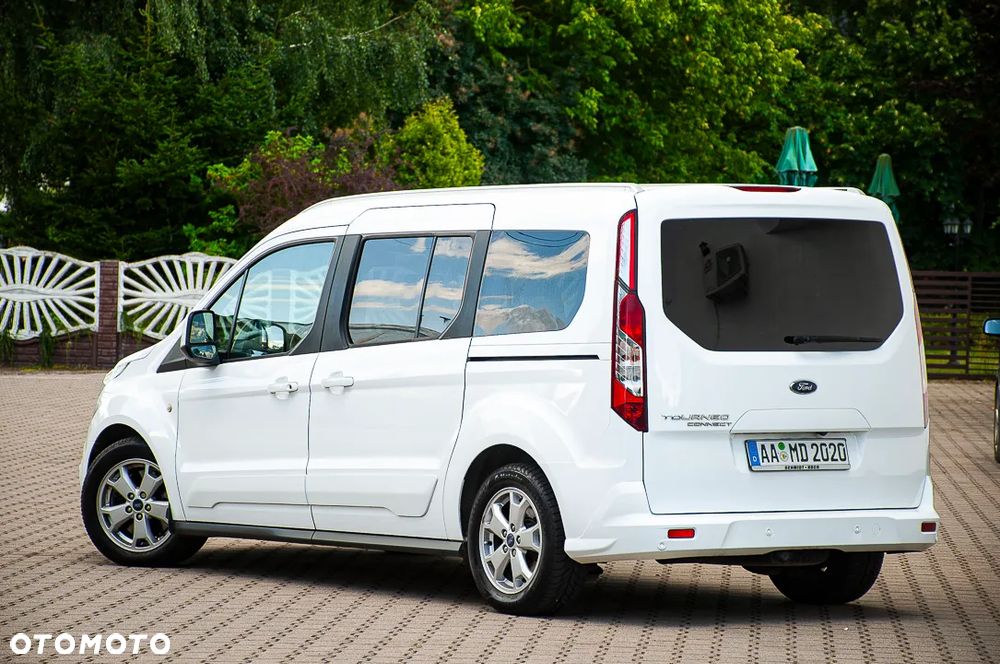 Ford Tourneo Connect Grand - 12