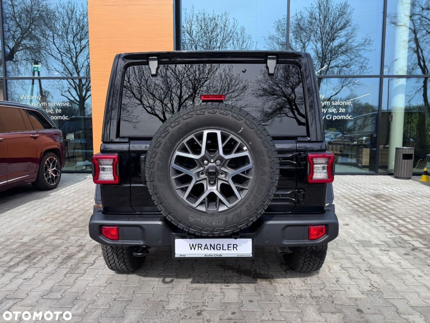 Jeep Wrangler - 11