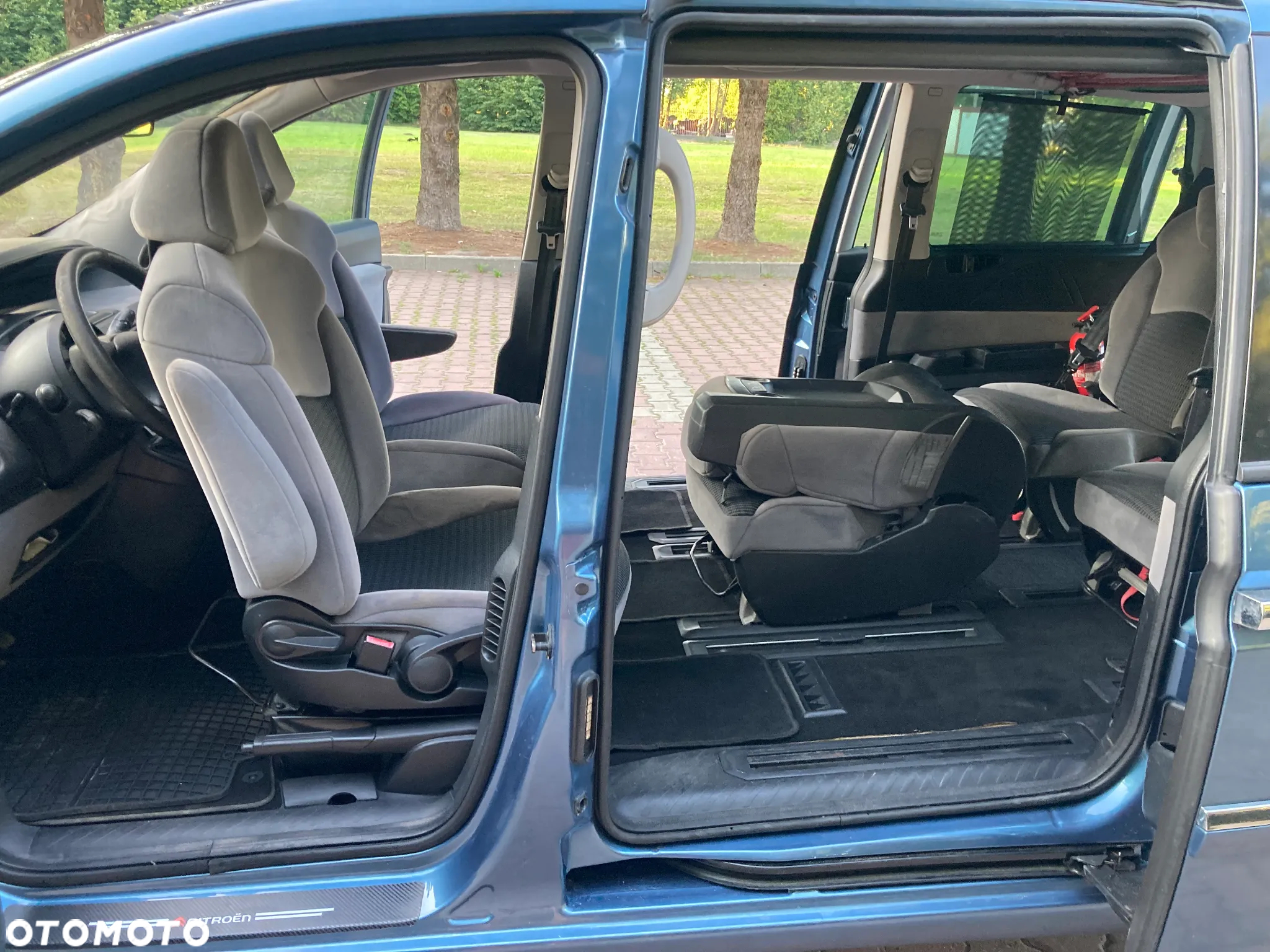 Citroën C8 2.0 16V Confort - 11