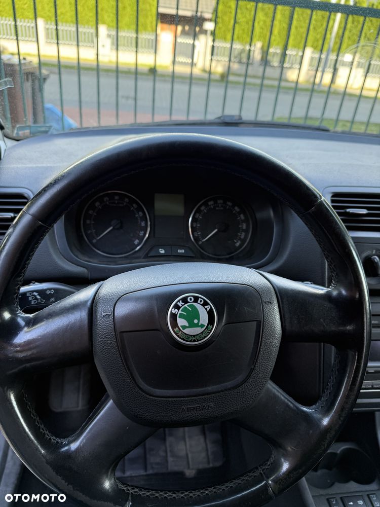 Skoda Fabia - 8