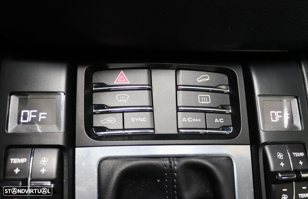 Porsche Macan S - 30