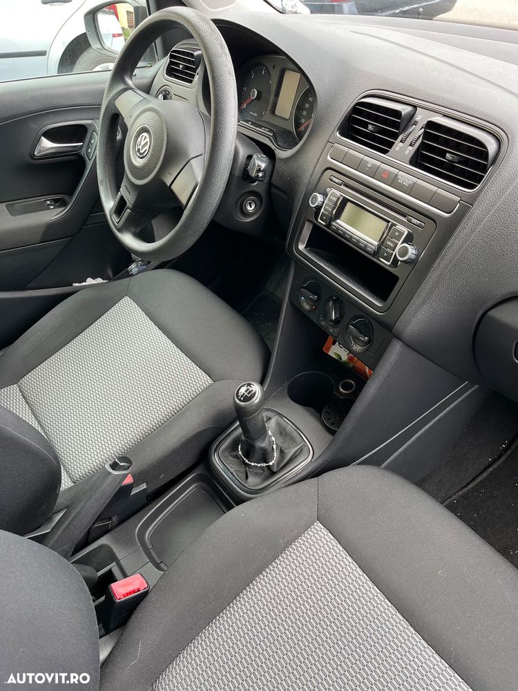 Volkswagen Polo - 7