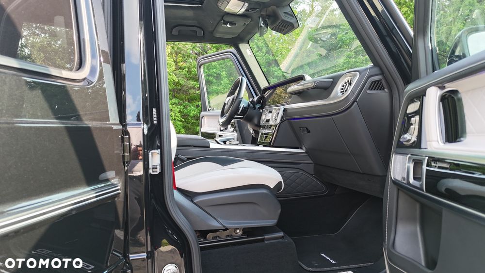 Mercedes-Benz Klasa G 400 d - 25