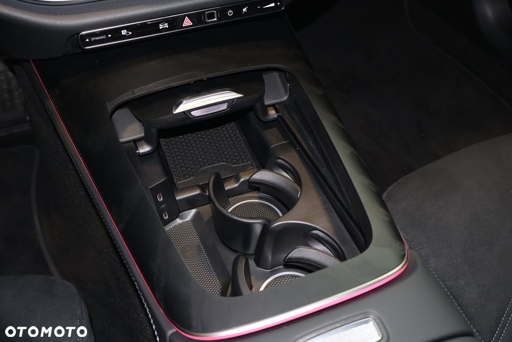 Mercedes-Benz Klasa E - 13