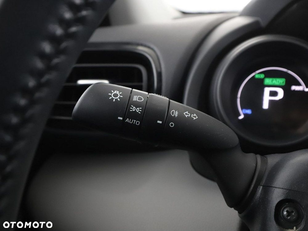 Toyota Yaris Cross Hybrid 1.5 Dynamic - 33