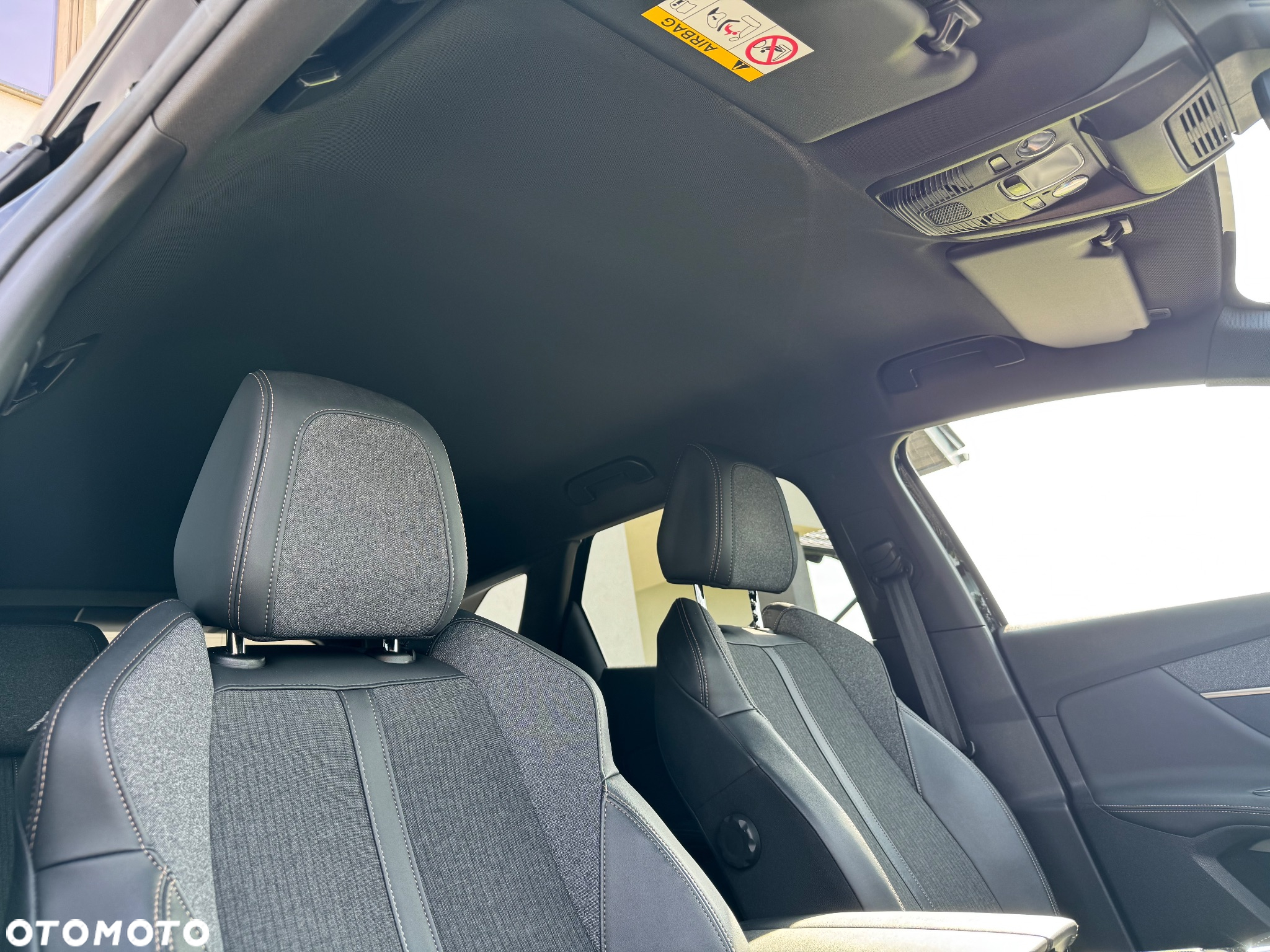 Peugeot 3008 1.5 BlueHDi GT S&S - 23