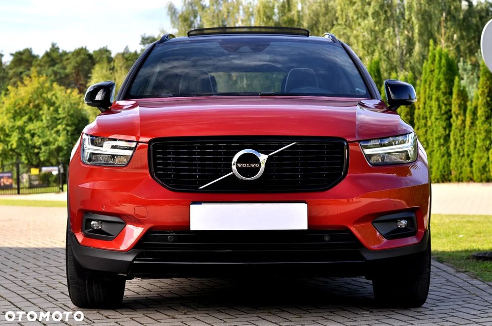 Volvo XC 40 T3 R-Design - 4
