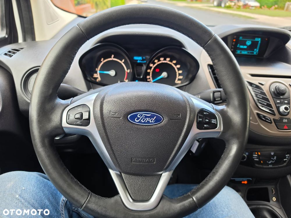 Ford Tourneo Courier 1.5 TDCi Trend - 12