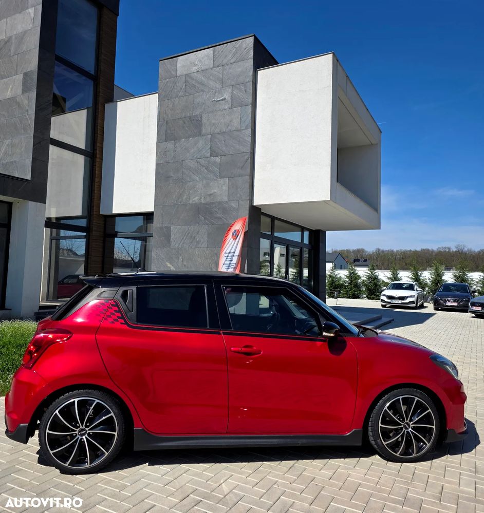 Suzuki Swift 1.4 Dualjet 48V MHEV Sport - 6
