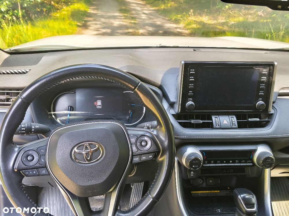 Toyota RAV4 - 4