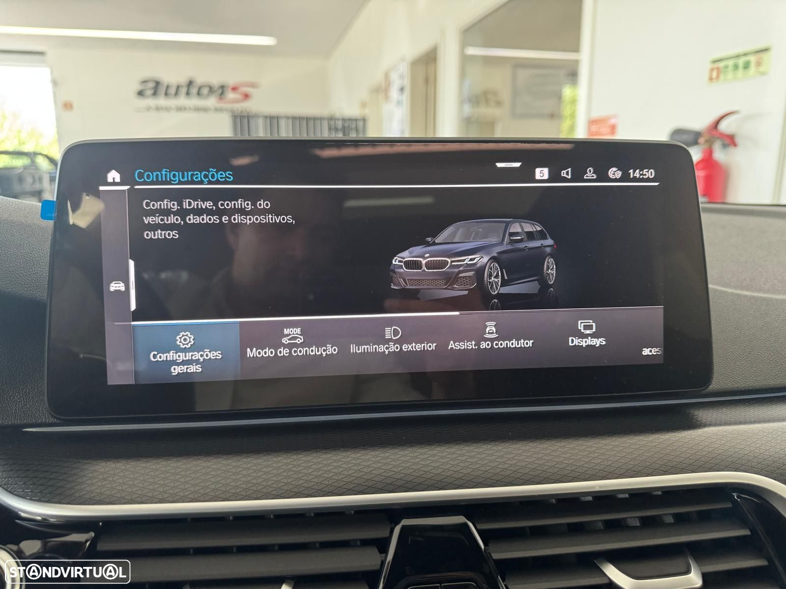 BMW 530 e Pack Desportivo M - 28