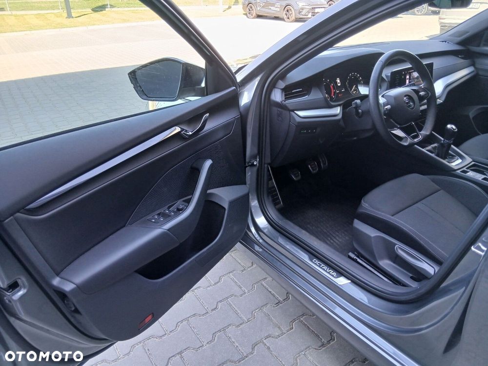 Skoda Octavia 1.5 TSI ACT Ambition - 11