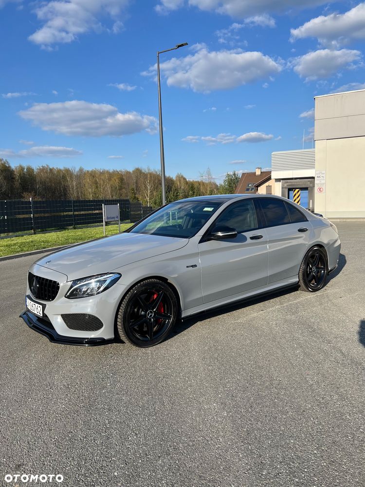 Mercedes-Benz Klasa C AMG 43 4Matic 9G-TRONIC - 1